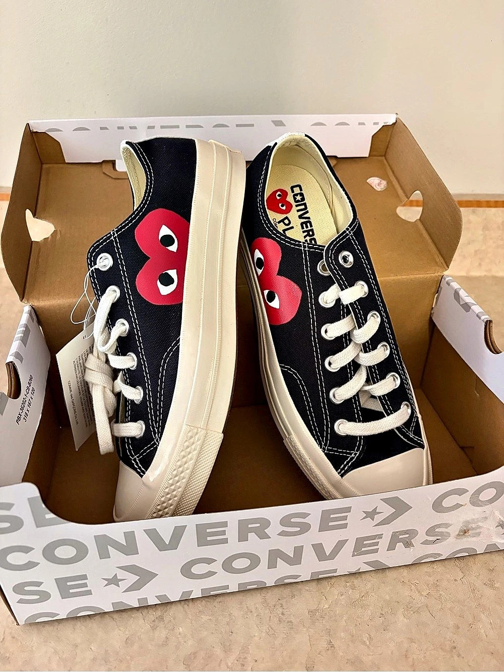 Converse Play Comme des Garçons Women’s Size 7